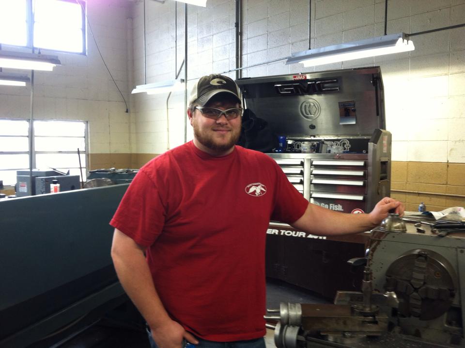 Hinds CC CTE Student wins Precision Machining competition